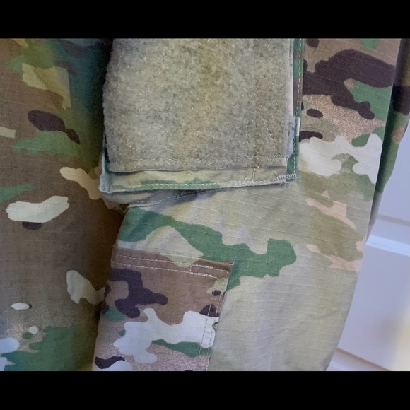 Military combat camouflage jacket - Picture 3 of 6
